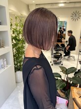 ハイライトカラーだけじゃない！ワンカラーでもデザイン性溢れるJIL BLANのヘアスタイル＊[横浜関内]