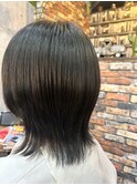 ミディアムレイヤー×ウルフ×くびれ×外巻き 20代30代40代