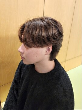 ニアウ 伊勢崎連取店(Niau) センターパートウルフニュアンスパーマ