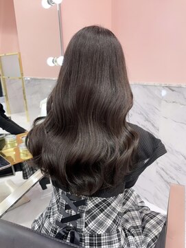 【LOUIS】ブリーチなして叶う透明感♪アイスグレージュカラー♪