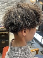 ジッピーオブヘアー(Zippy of hair)&nbsp;メッシュ×波巻きスパイラルパーマ