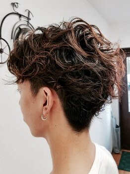 バーバースタイル(BARBER STYLE)の写真/門司駅徒歩2分◆メンズ専門店BARBER STYLE！受賞歴を多数持つスタイリストが施術！カットに自信あり◎