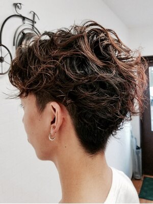 門司駅徒歩2分◆メンズ専門店BARBER STYLE！受賞歴を多数持つスタイリストが施術！カットに自信あり◎