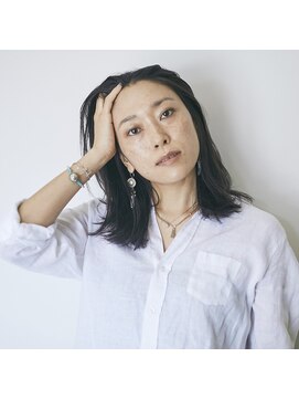 ヴィハーラ ヘアアンドビューティーライフサロン(VIHARA HAIR BEAUTY LIFE SALON) 30代女性エイジングケアストレートスタイル