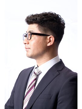 オオノ イキ堂島店(ONO) 30代メンズ・期待を感じさせるデキル男の信頼力メンズショート