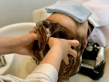 サロンアオ(salon ao)の写真/話題の[TOKIO SPA]で毛穴のクレンジング+しっかり頭皮保湿をしながら、極上のヘッドスパをご体感ください＊
