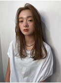 切りっぱなしロブふんわりバングスタイル