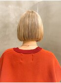 ボブ　前下がり　ブロンド　ハイトーン　パッツン　ワンレン