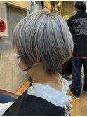ショートボブ×プラチナシルバー【rili横浜】