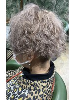 マドゥーズ ヘアショップ(Madoo's hair shop)&nbsp;ホワイトピンクベージュ