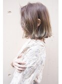 大人かわいいミディアムボブ耳かけ