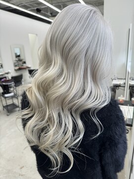 リノート バイ エゴル 太田川(Linoet by ENGOL) ホワイトカラー/ハイトーンカラー/ブリーチカラー