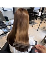 オルメント 天満 南森町(ORL'MENT)&nbsp;20代30代40代 髪質改善 赤み消しの アッシュグレー 艶感カラー