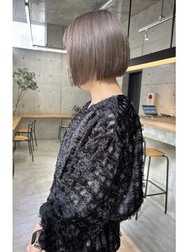 サン(son) グレージュカラー