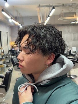 メイン(MENIN) 【Insta@hi_de0205】スパイラルパーマスタイル[相模大野/町田]