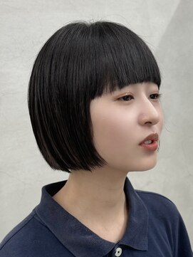 レヴィア(REVIA) 切りっぱなしボブ髪質改善トリートメント