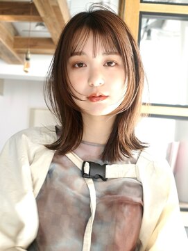 ディッセンバー 渋谷(December) 【December】ミディアム顔まわりレイヤー/オリーブベージュ