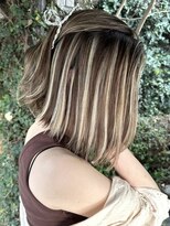 ディモアンド 表参道(Dimo&)&nbsp;ハイライト/イメチェン/ホワイトブロンド/外ハネボブ/美髪/