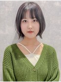 切りっぱなしボブ 顔周りレイヤー 外ハネ 透明感カラー 艶髪