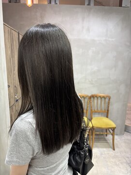 極艶オリーブブラウン