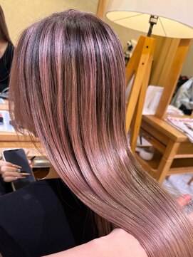 ヨシンモリ/くびれヘア/レイヤーカット/髪質改善/デザインカラー