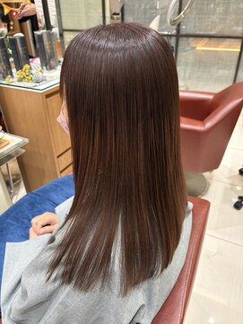 ピンクブラウン