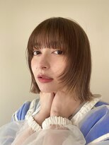 ノーム(norm)&nbsp;レイヤーボブ/ベージュカラー/外ハネボブ/シアーベージュ