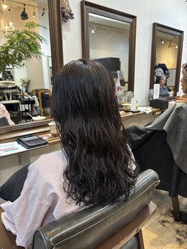 ギフト ヘアー サロン(gift hair salon) ロングウェーブヘア