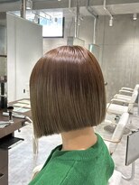 アッシュ 武蔵新城店(Ash)&nbsp;新城明るい白髪染め白髪ぼかしハイライト 大人ショートボブ