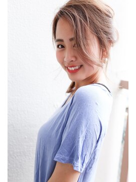 イソラブル(ISOLA-blu) 【夏のアレンジスタイル】カジュアルサイドアレンジ