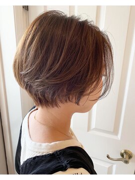 ティアナ(Tiana) グラデーションボブ