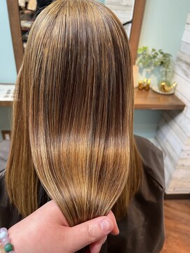 ヘアー バイ ミーズ(hair by Mii’s) シルキー縮毛矯正