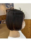 顎ラインショートボブ