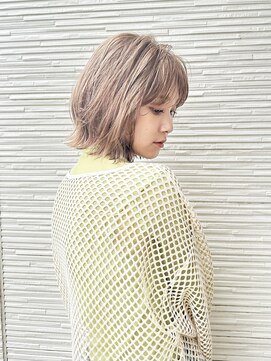 モナン(monan) レイヤーボブ×ミルクティーベージュ