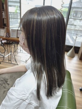 レック(REK) ハイライト　ミルクティー系