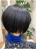 ショートボブ/ひし形/刈り上げ/レディースツーブロ/艶髪/黒髪