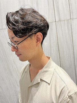 オーパスクリエ (OPUS CREER) クセを活かした刈り上げ高めセンターパート！！