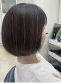 白髪ぼかし×まとまりボブ