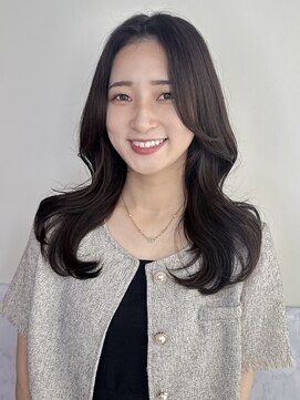 エニー 栄(Any) 韓国レイヤー×ダークグレージュ