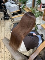 ヨンセンチメートルヒロサカ(4cm HIROSAKA)&nbsp;髪質育成トリートメント