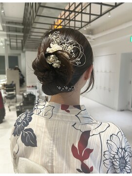 ロイリー バイ ローウェ 立川(Loely by Louwe) 縦リボンカチモリ♪