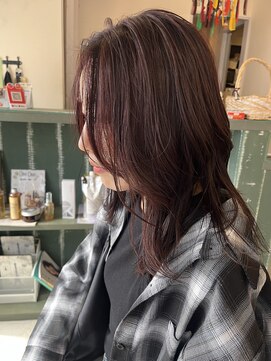 【KAORI】　　レイヤーカット/ミディアム/ブラウンカラー
