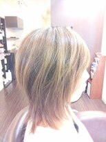 ヘアメイク ビス(Hair Make Bis.) 大人のミディアムスタイル