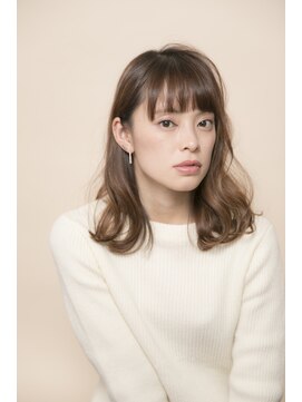 ルルディ バイ アフロディーテ銀座(luludi by APHRODITE) ミディアム/デザインカラー/シルキーベージュ/斜めバング/銀座