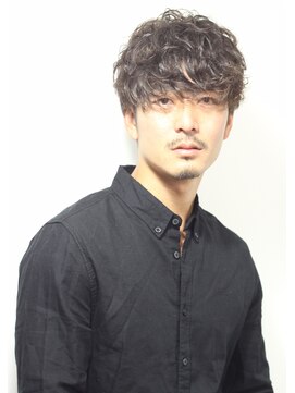 クオンヒール(QUON HEAL) 刈り上げニュアンスパーマフェザーパーマサーフカール