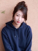 レガーミ(Legami)&nbsp;モテかわカジュアルお団子ヘア