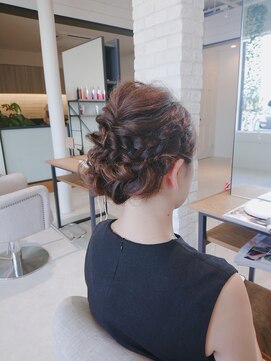 ルル カリス(lulu CHARIS) ヘアセット