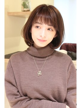 レウナ 外苑前(Reuna) 30代・40代に人気大人可愛いワンカールボブ