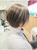 大人丸みショートヘア/ナチュラルブラウン