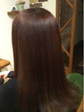 ヘアデザイン ル クール(hair design Le coeur) スロウカラーでクリアな透明感のある色味を実現 × 髪質改善